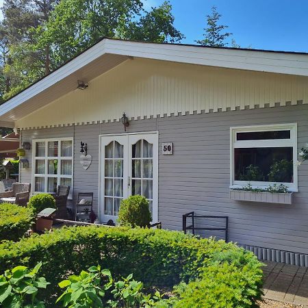 Charme chalet Zutendaal Extérieur photo