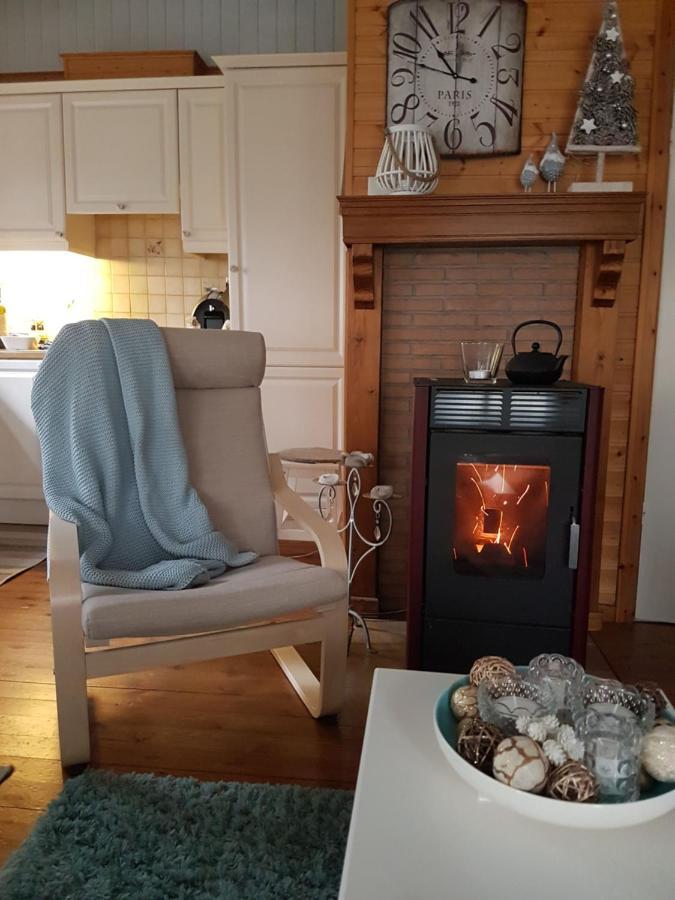 Charme chalet Zutendaal Extérieur photo
