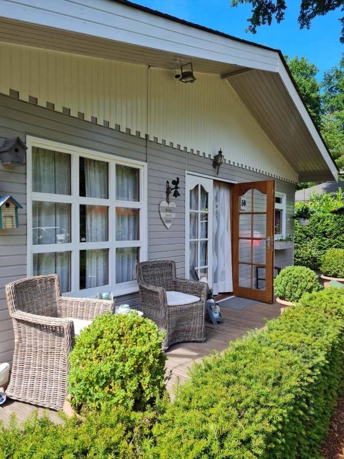 Charme chalet Zutendaal Extérieur photo